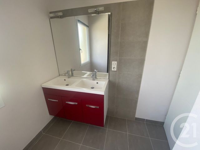 maison à vendre - 4 pièces - 91.35 m2 - L ISLE D ESPAGNAC - 16 - POITOU-CHARENTES - Century 21 Aloha Immobilier