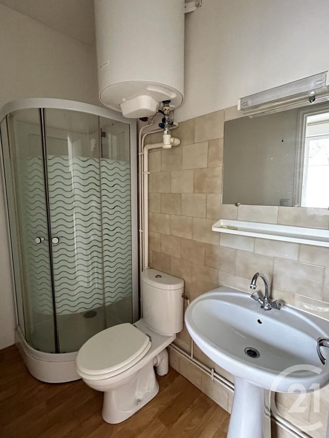 Afficher la photo en grand Appartement F1 à louer - 1 pièce - 16.54 m2 - ST YRIEIX SUR CHARENTE - 16 - POITOU-CHARENTES - Century 21 Aloha Immobilier