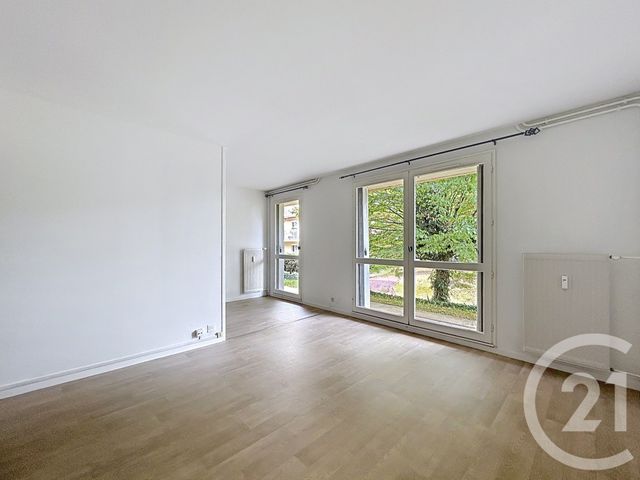 Appartement Studio à louer - 1 pièce - 33.54 m2 - ANGOULEME - 16 - POITOU-CHARENTES - Century 21 Aloha Immobilier