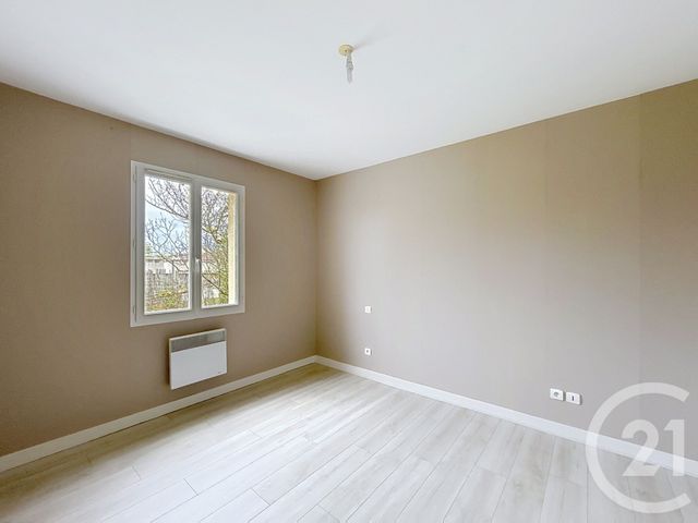 Afficher la photo en grand maison à louer - 5 pièces - 113.0 m2 - L ISLE D ESPAGNAC - 16 - POITOU-CHARENTES - Century 21 Aloha Immobilier