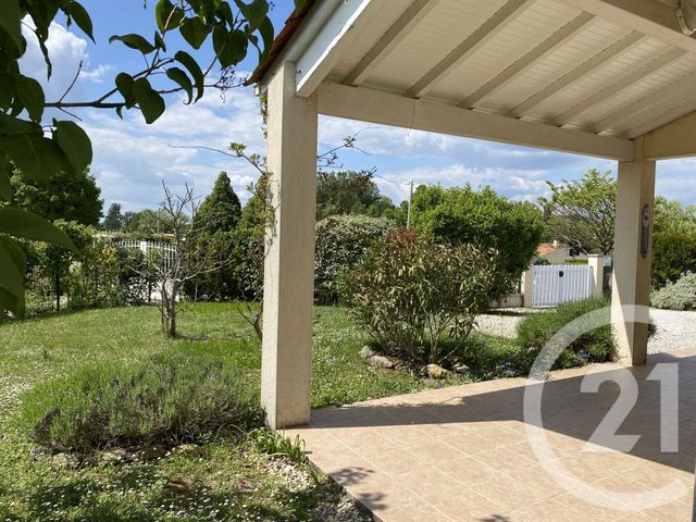 Afficher la photo en grand maison à louer - 5 pièces - 113.0 m2 - L ISLE D ESPAGNAC - 16 - POITOU-CHARENTES - Century 21 Aloha Immobilier