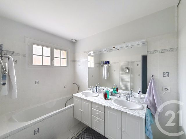 maison à vendre - 6 pièces - 148.0 m2 - FLEAC - 16 - POITOU-CHARENTES - Century 21 Aloha Immobilier