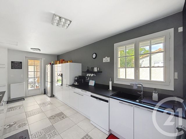 maison à vendre - 6 pièces - 148.0 m2 - FLEAC - 16 - POITOU-CHARENTES - Century 21 Aloha Immobilier