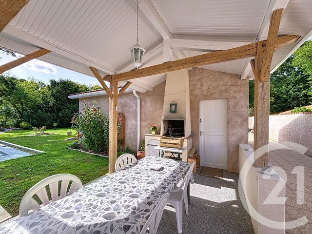 maison à vendre - 6 pièces - 148.0 m2 - FLEAC - 16 - POITOU-CHARENTES - Century 21 Aloha Immobilier