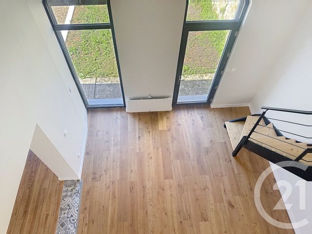 maison à vendre - 7 pièces - 190.0 m2 - CHAMPNIERS - 16 - POITOU-CHARENTES - Century 21 Aloha Immobilier