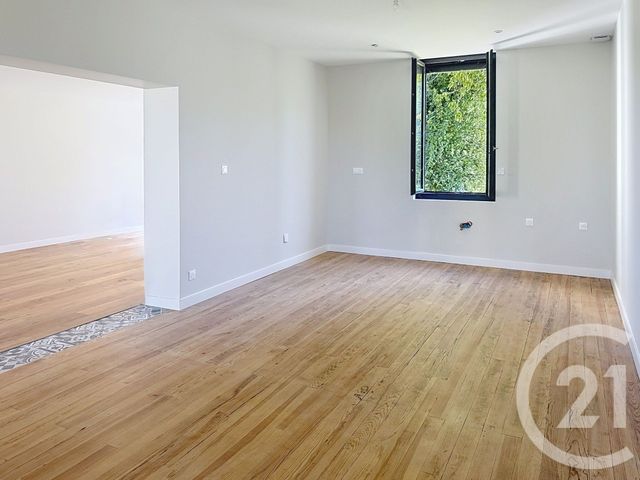 maison à vendre - 7 pièces - 190.0 m2 - CHAMPNIERS - 16 - POITOU-CHARENTES - Century 21 Aloha Immobilier