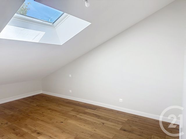 maison à vendre - 7 pièces - 190.0 m2 - CHAMPNIERS - 16 - POITOU-CHARENTES - Century 21 Aloha Immobilier