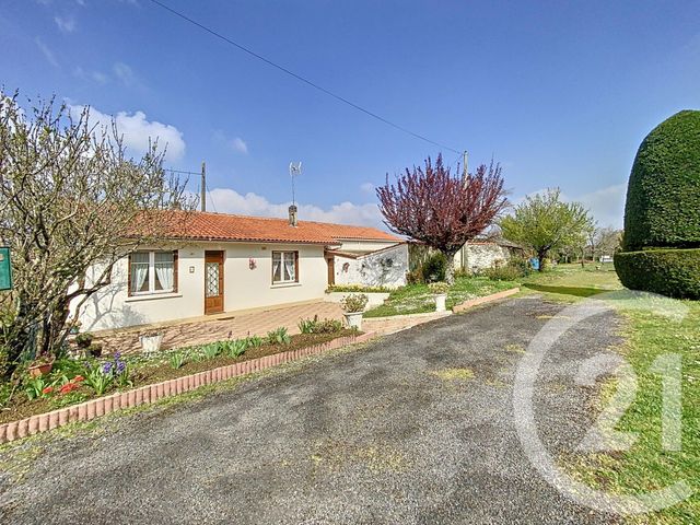 maison à vendre - 5 pièces - 105.0 m2 - ANGOULEME - 16 - POITOU-CHARENTES - Century 21 Aloha Immobilier