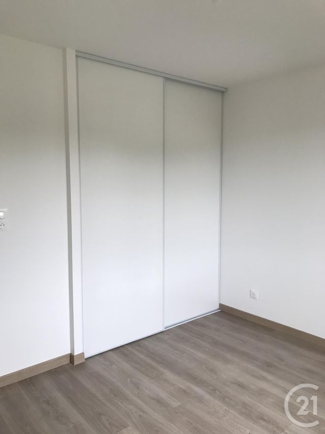 maison à louer - 4 pièces - 87.88 m2 - NERSAC - 16 - POITOU-CHARENTES - Century 21 Aloha Immobilier