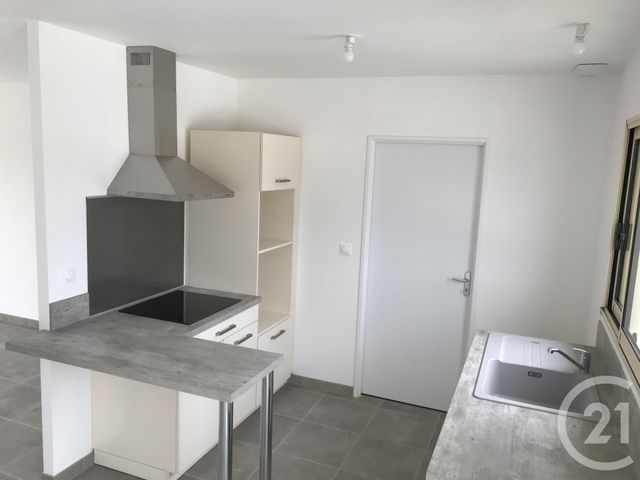 maison à louer - 4 pièces - 87.88 m2 - NERSAC - 16 - POITOU-CHARENTES - Century 21 Aloha Immobilier