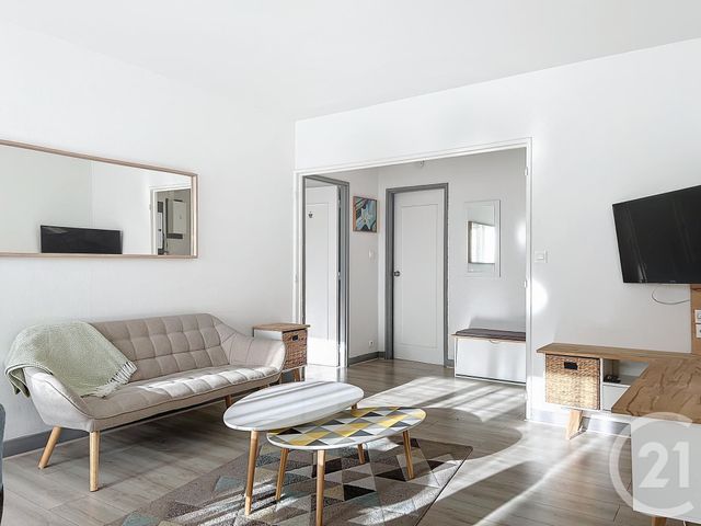 Appartement F4 à louer - 4 pièces - 78.93 m2 - ANGOULEME - 16 - POITOU-CHARENTES - Century 21 Aloha Immobilier