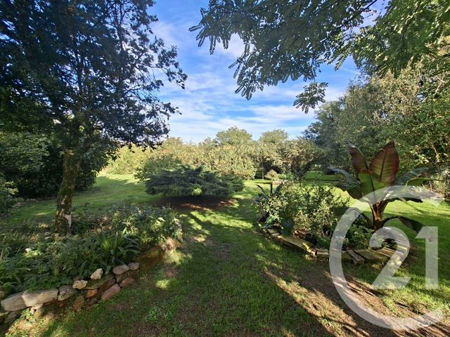 maison à vendre - 5 pièces - 207.0 m2 - FOUQUEBRUNE - 16 - POITOU-CHARENTES - Century 21 Aloha Immobilier