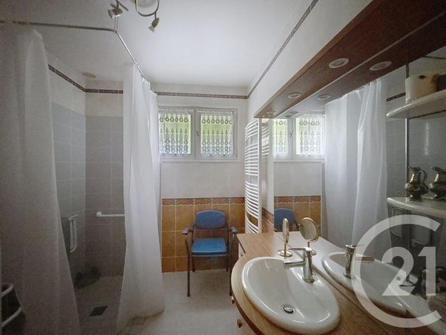 maison à vendre - 6 pièces - 123.22 m2 - VOEUIL ET GIGET - 16 - POITOU-CHARENTES - Century 21 Aloha Immobilier