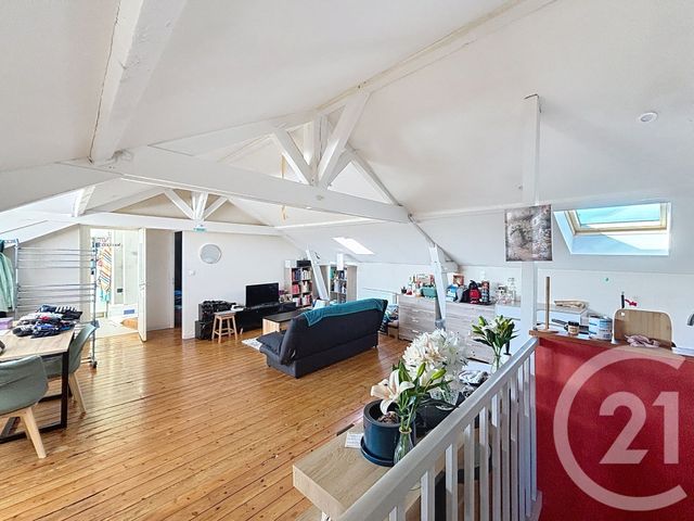 Appartement F2 à vendre - 3 pièces - 41.55 m2 - ANGOULEME - 16 - POITOU-CHARENTES - Century 21 Aloha Immobilier