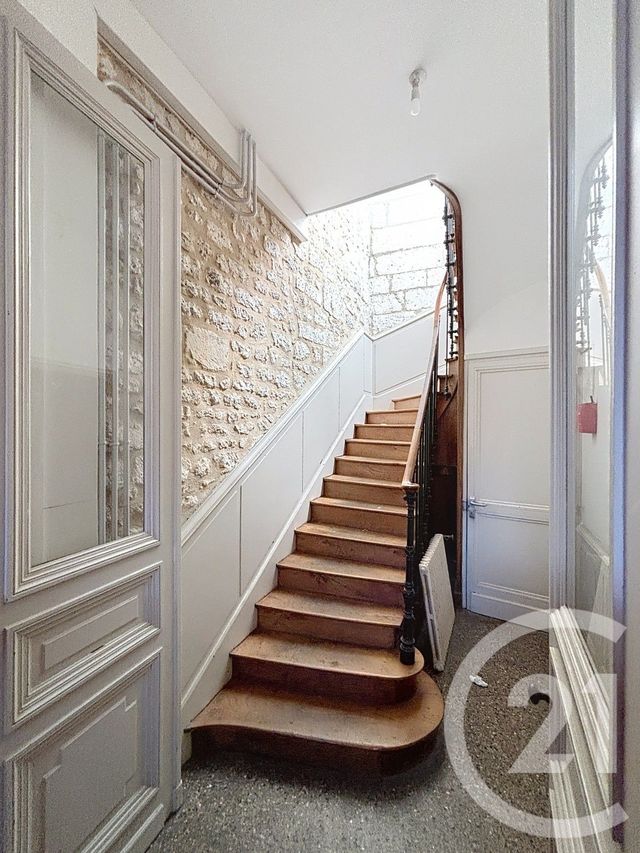 Appartement F2 à vendre - 3 pièces - 41.55 m2 - ANGOULEME - 16 - POITOU-CHARENTES - Century 21 Aloha Immobilier