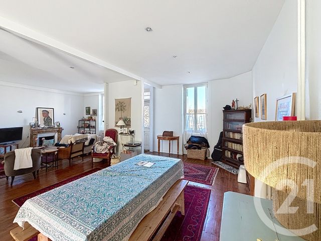 maison à vendre - 8 pièces - 165.0 m2 - ANGOULEME - 16 - POITOU-CHARENTES - Century 21 Aloha Immobilier