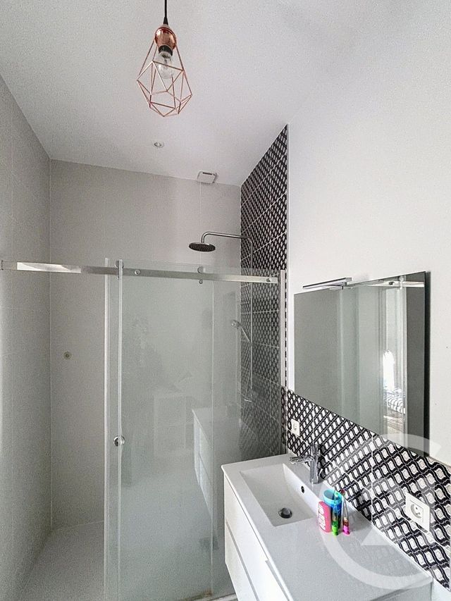 maison à vendre - 8 pièces - 165.0 m2 - ANGOULEME - 16 - POITOU-CHARENTES - Century 21 Aloha Immobilier