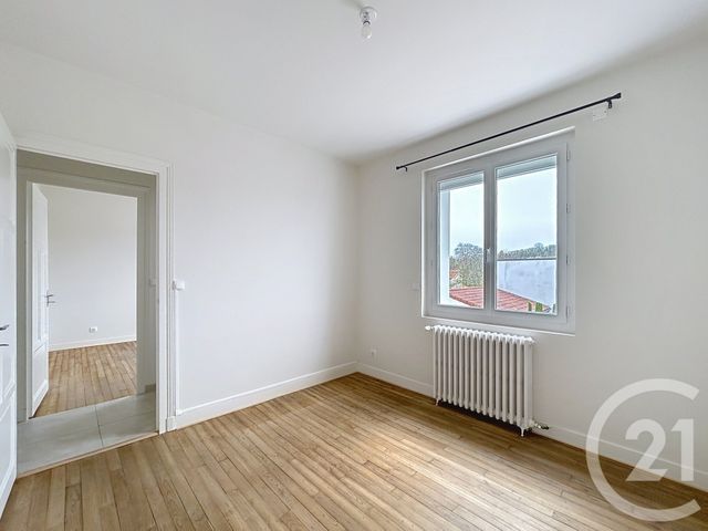 maison à louer - 4 pièces - 123.28 m2 - RUELLE SUR TOUVRE - 16 - POITOU-CHARENTES - Century 21 Aloha Immobilier