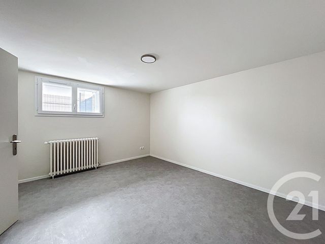 maison à louer - 4 pièces - 123.28 m2 - RUELLE SUR TOUVRE - 16 - POITOU-CHARENTES - Century 21 Aloha Immobilier