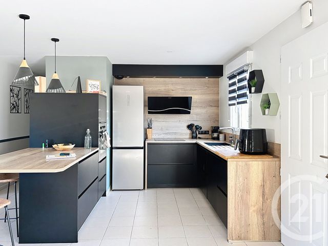 maison à louer - 4 pièces - 87.66 m2 - TROIS PALIS - 16 - POITOU-CHARENTES - Century 21 Aloha Immobilier