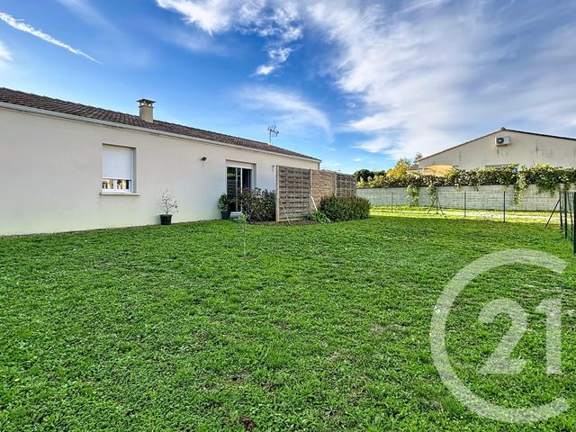 maison à louer - 4 pièces - 87.66 m2 - TROIS PALIS - 16 - POITOU-CHARENTES - Century 21 Aloha Immobilier