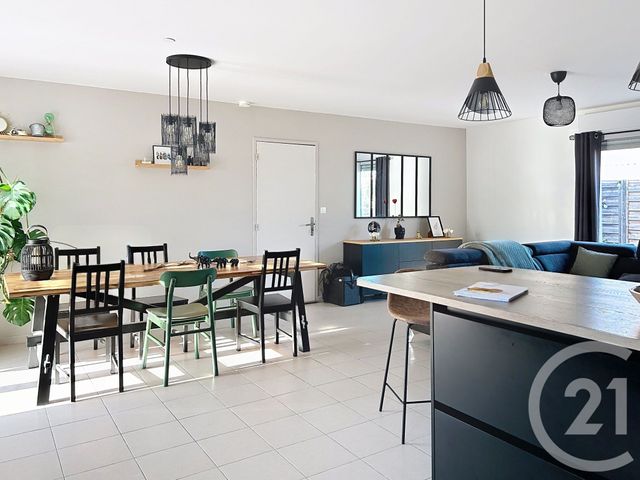 maison à louer - 4 pièces - 87.66 m2 - TROIS PALIS - 16 - POITOU-CHARENTES - Century 21 Aloha Immobilier