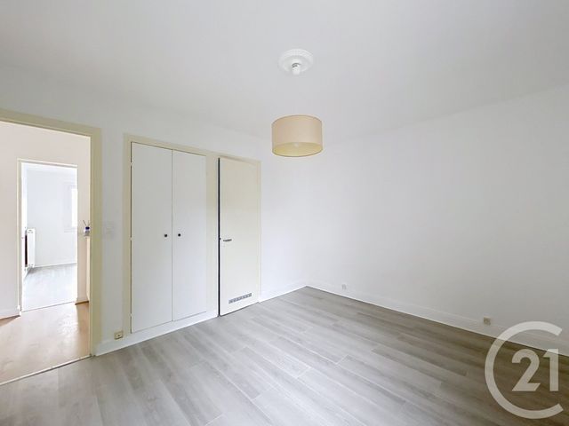 Appartement F3 à louer - 3 pièces - 62.69 m2 - ANGOULEME - 16 - POITOU-CHARENTES - Century 21 Aloha Immobilier