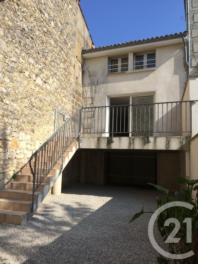 maison à louer - 4 pièces - 93.7 m2 - GOND PONTOUVRE - 16 - POITOU-CHARENTES - Century 21 Aloha Immobilier