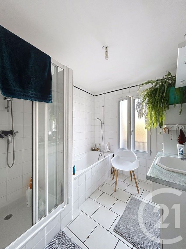 maison à louer - 4 pièces - 93.7 m2 - GOND PONTOUVRE - 16 - POITOU-CHARENTES - Century 21 Aloha Immobilier