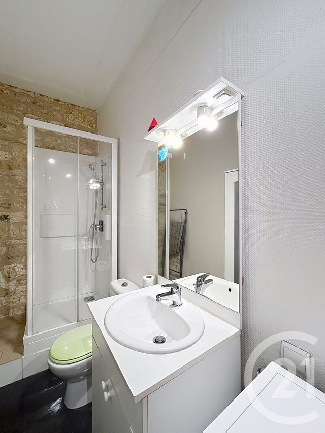 Appartement Studio à louer - 1 pièce - 14.9 m2 - ANGOULEME - 16 - POITOU-CHARENTES - Century 21 Aloha Immobilier