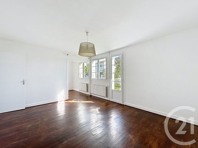 Afficher la photo en grand maison à louer - 4 pièces - 98.0 m2 - SOYAUX - 16 - POITOU-CHARENTES - Century 21 Aloha Immobilier