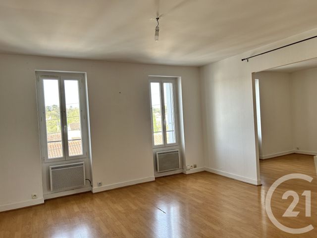 Appartement T2 à louer ST YRIEIX SUR CHARENTE
