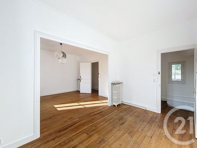 Afficher la photo en grand Appartement F4 à louer - 3 pièces - 103.0 m2 - ANGOULEME - 16 - POITOU-CHARENTES - Century 21 Aloha Immobilier