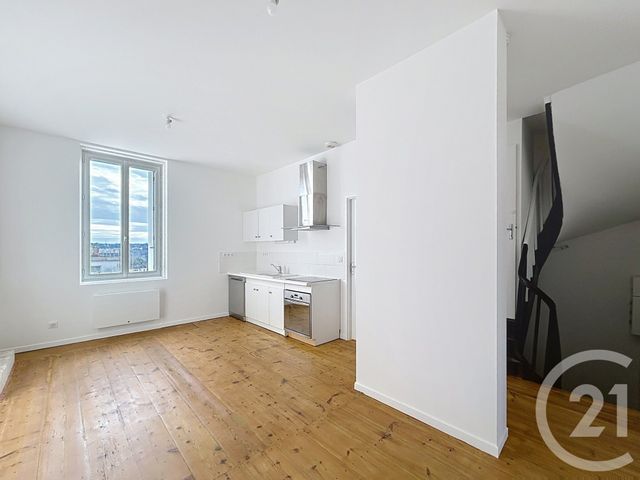 Appartement F4 à louer - 4 pièces - 66.86 m2 - ANGOULEME - 16 - POITOU-CHARENTES - Century 21 Aloha Immobilier