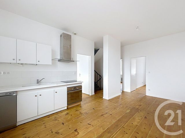 Appartement F2 à louer - 3 pièces - 66.86 m2 - ANGOULEME - 16 - POITOU-CHARENTES - Century 21 Aloha Immobilier