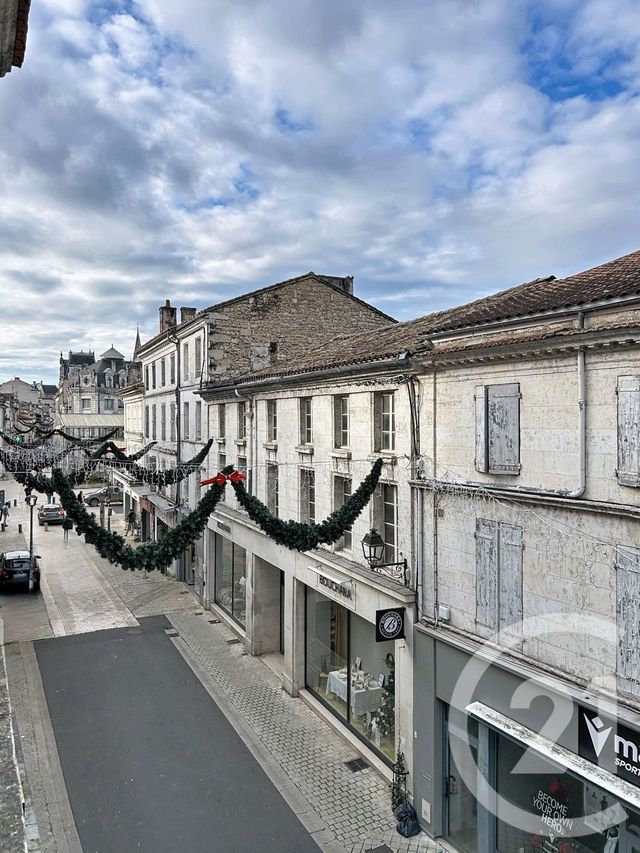 Appartement F4 à louer - 4 pièces - 66.86 m2 - ANGOULEME - 16 - POITOU-CHARENTES - Century 21 Aloha Immobilier