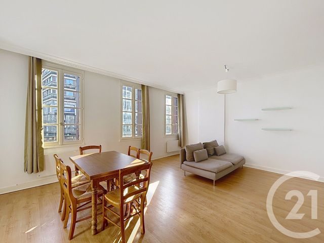 Appartement F2 à louer - 2 pièces - 51.74 m2 - ANGOULEME - 16 - POITOU-CHARENTES - Century 21 Aloha Immobilier