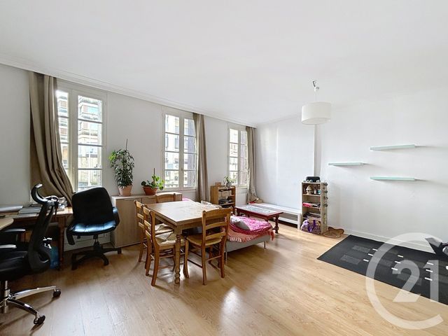 Appartement F2 à louer - 2 pièces - 51.74 m2 - ANGOULEME - 16 - POITOU-CHARENTES - Century 21 Aloha Immobilier