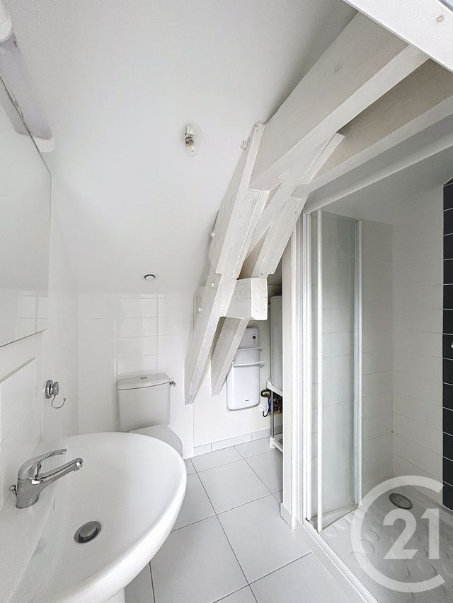 Appartement F2 à louer - 2 pièces - 27.33 m2 - GOND PONTOUVRE - 16 - POITOU-CHARENTES - Century 21 Aloha Immobilier