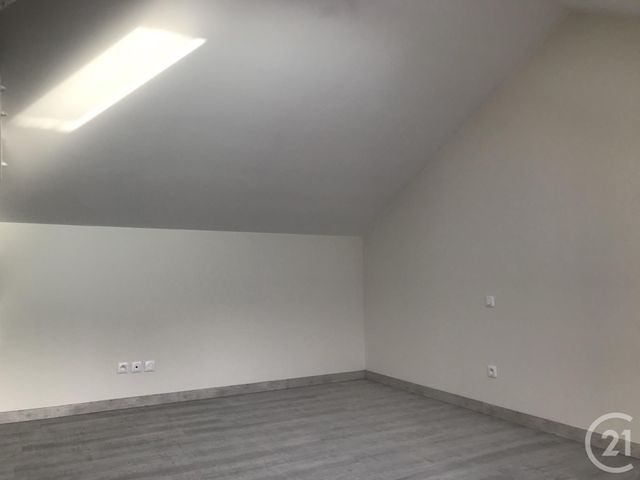 Appartement F2 à louer - 2 pièces - 27.33 m2 - GOND PONTOUVRE - 16 - POITOU-CHARENTES - Century 21 Aloha Immobilier