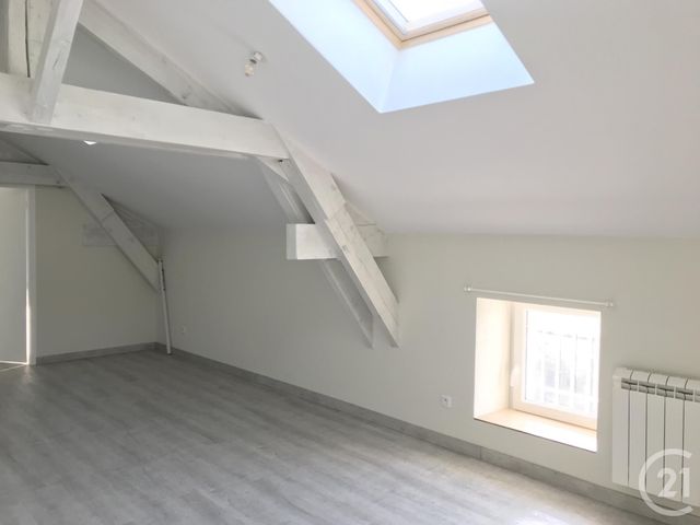 Appartement F2 à louer - 2 pièces - 27.33 m2 - GOND PONTOUVRE - 16 - POITOU-CHARENTES - Century 21 Aloha Immobilier