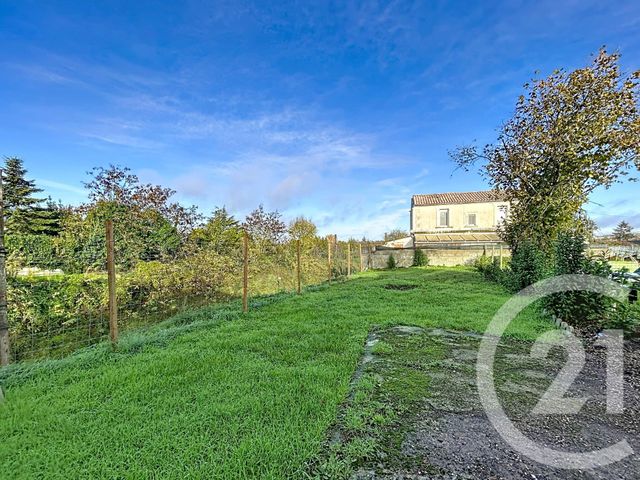 maison à louer - 3 pièces - 62.52 m2 - GOND PONTOUVRE - 16 - POITOU-CHARENTES - Century 21 Aloha Immobilier