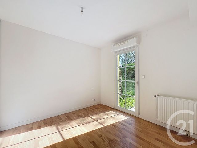 Appartement F2 à louer - 2 pièces - 47.62 m2 - ANGOULEME - 16 - POITOU-CHARENTES - Century 21 Aloha Immobilier