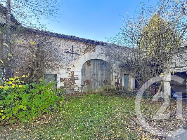 maison à vendre - 4 pièces - 123.0 m2 - DIGNAC - 16 - POITOU-CHARENTES - Century 21 Aloha Immobilier