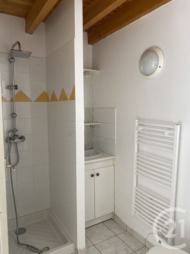 Appartement F2 bis à louer - 3 pièces - 51.51 m2 - GOND PONTOUVRE - 16 - POITOU-CHARENTES - Century 21 Aloha Immobilier