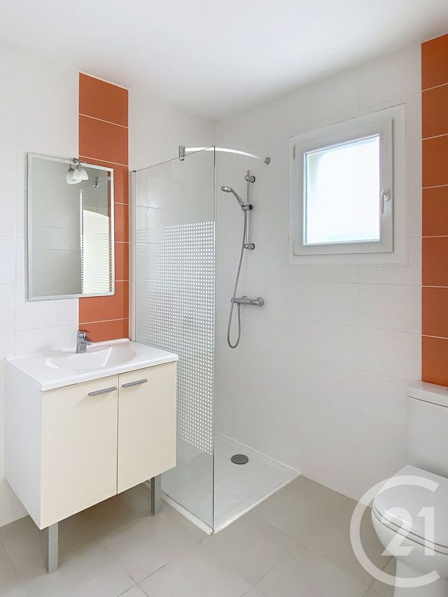 maison à louer - 2 pièces - 45.17 m2 - ST YRIEIX SUR CHARENTE - 16 - POITOU-CHARENTES - Century 21 Aloha Immobilier