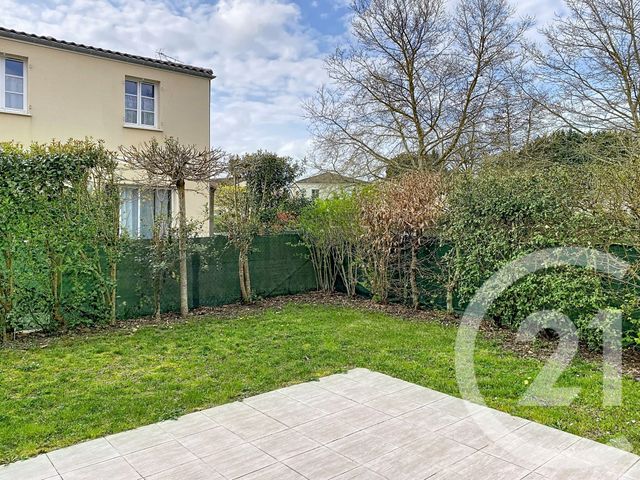 maison à louer - 2 pièces - 45.17 m2 - ST YRIEIX SUR CHARENTE - 16 - POITOU-CHARENTES - Century 21 Aloha Immobilier