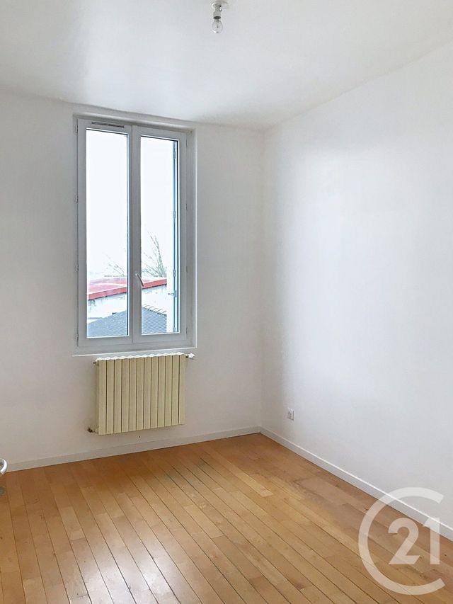 Appartement F2 à louer - 2 pièces - 47.0 m2 - ANGOULEME - 16 - POITOU-CHARENTES - Century 21 Aloha Immobilier