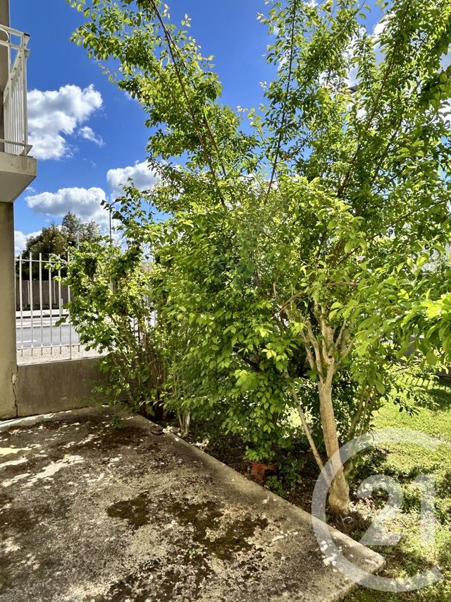 Appartement F3 à louer - 3 pièces - 58.46 m2 - ANGOULEME - 16 - POITOU-CHARENTES - Century 21 Aloha Immobilier