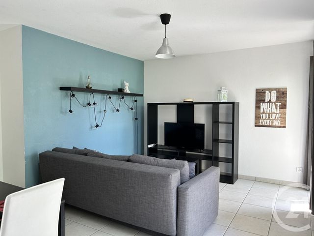 Appartement F3 à louer - 3 pièces - 58.46 m2 - ANGOULEME - 16 - POITOU-CHARENTES - Century 21 Aloha Immobilier